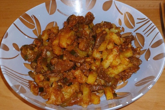 рагу из говядины с подливкой по татарскому рецепту