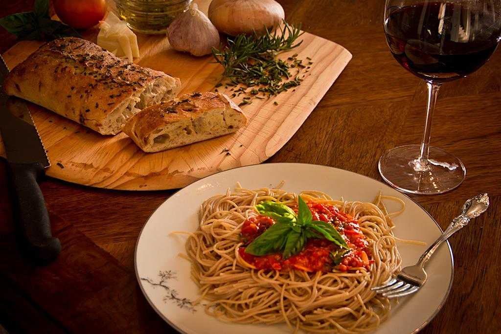 Итальянская национальная кухня. Итальянская кухня. Национальные блюда Италии. Итальянский ужин.