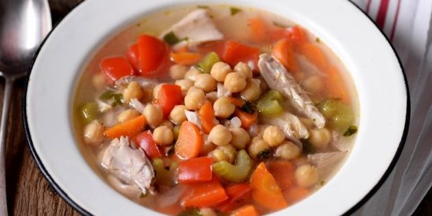Рецепты с нутом: Куриный суп с нутом и овощами