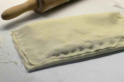 Слоеное тесто на маргарине и сметане. Рецепт рубленого слоеного теста на сметане