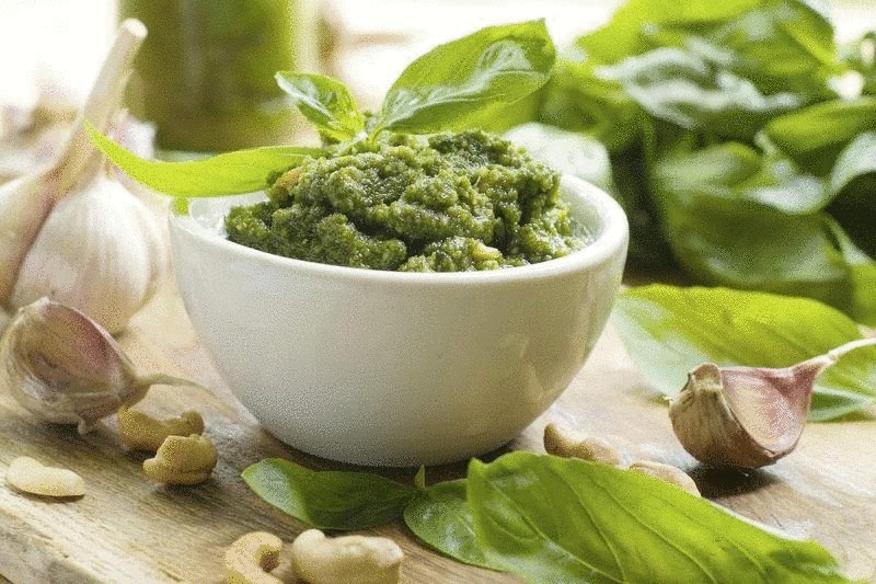 pesto-tri-vkusneyshih-retsepta-sousa