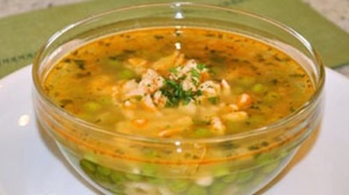 Суп с галушками и зеленым горохом