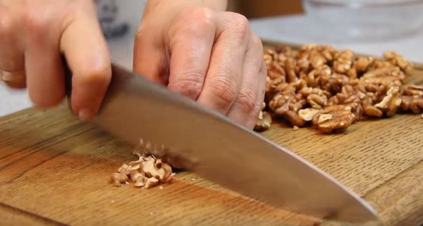Картофельные котлеты с грецкими орехами