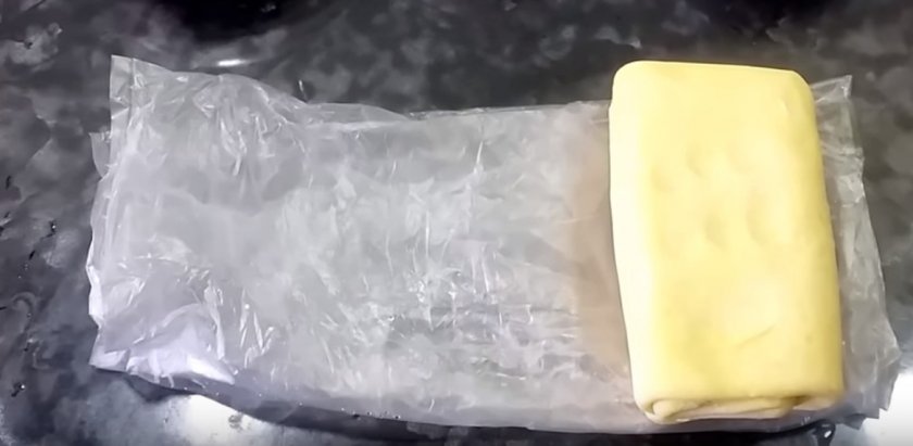 Слоёное печенье с грецкими орехами