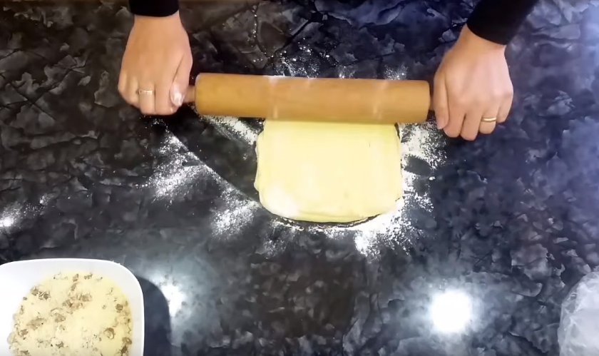 Слоёное печенье с грецкими орехами