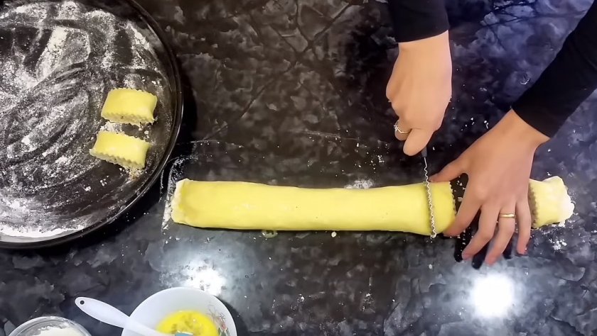 Слоёное печенье с грецкими орехами