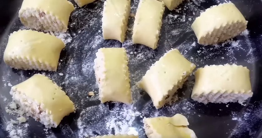 Слоёное печенье с грецкими орехами