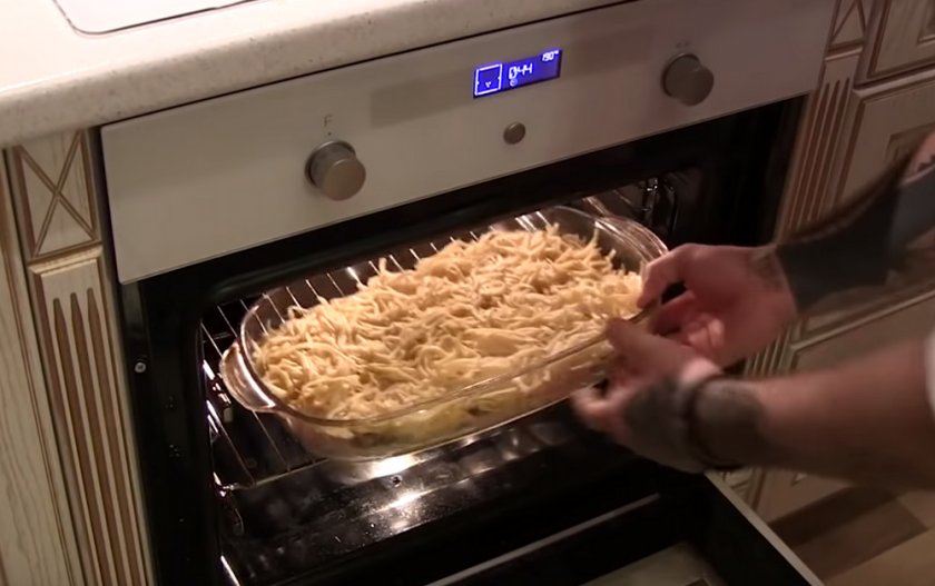 Запеканка из куриного филе с грибами