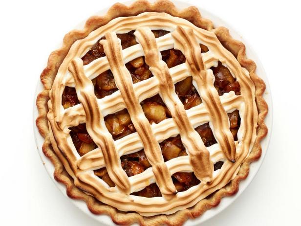 Фото блюда - Миндально-яблочный пирог с меренгой