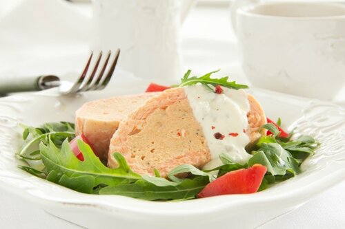 Souffle salmon baked in the oven.