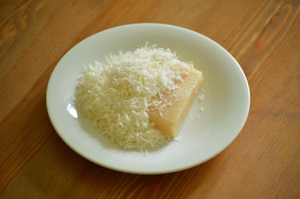 Тертый сыр - основа очень вкусного блюда