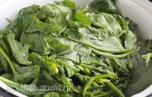 Паста со шпинатом и рикоттой (Fusilli agli spinaci e ricotta): фото к шагу 1.
