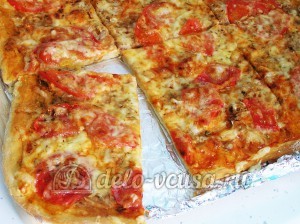 Пицца с тунцом: Даем пицце немного остыть