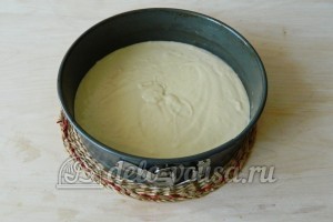 Кокосовый пирог со сливками: Подготовим форму для выпечки