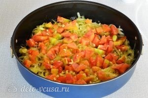 Омлет с овощами в духовке: Добавляем чеснок