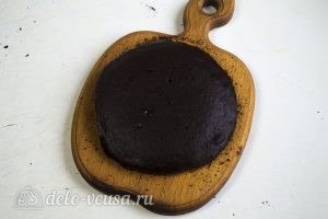 Муссовый торт с пралине: Остужаем корж