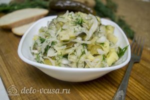Картофельный салат по-немецки готов