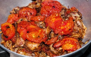 Курица с помидорами - фото шаг 8
