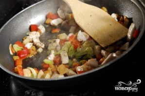 Перец, фаршированный курицей - фото шаг 13