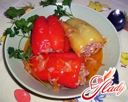 перец фаршированный мясом и рисом