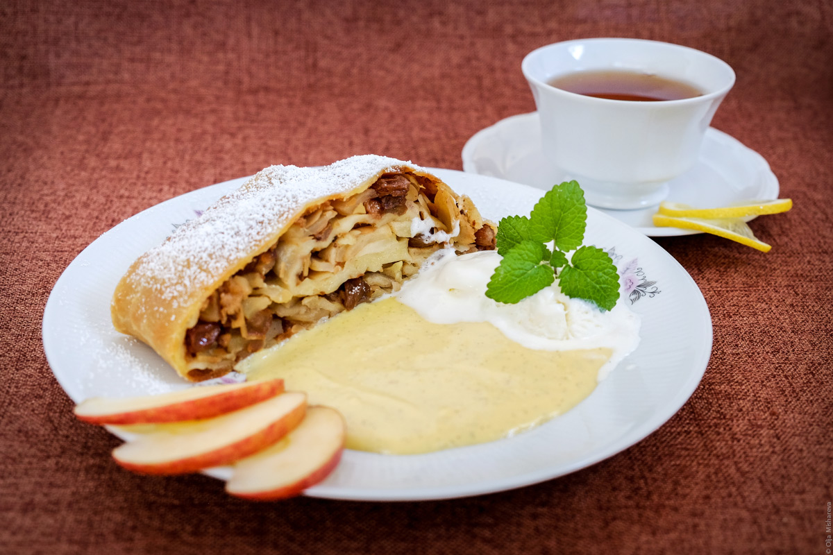 Apfelstrudel