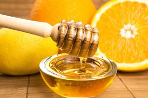 Как приготовить смесь меда с лимоном