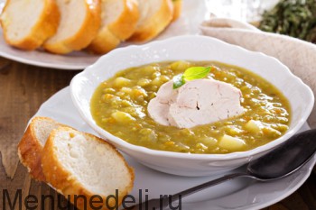 Gotovyj gorohovyj sup s kuricej