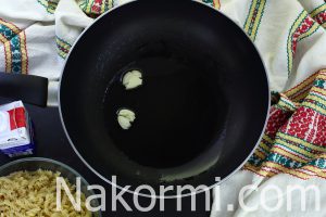 Макароны с фаршем и сливками