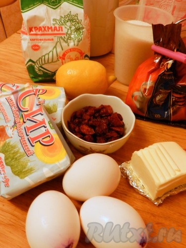 Ингредиенты для приготовления Львовского сырника с клюквой и шоколадным штрейзелем