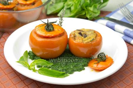 Фото рецепта Запечённые помидоры с зелёным соусом