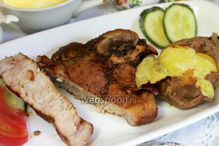 Фото рецепта Антрекот из свинины в соусе ткемали