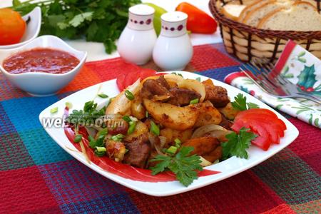 Фото рецепта Жареная свинина с картофелем