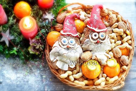 Фото рецепта Лебкухен Санта-Клаус с ореховой начинкой