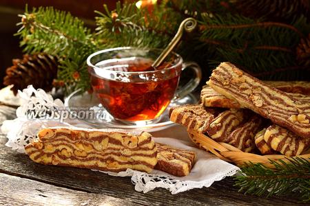 Фото рецепта Полосатое печенье с орехами