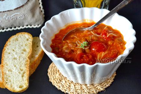 Фото рецепта Томатный суп с красной фасолью