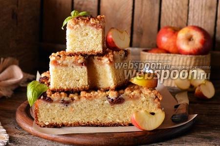 Фото рецепта Яблочный пирог без замеса теста