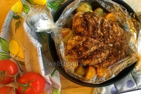 Фото рецепта Куриная грудка с овощами в рукаве