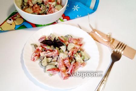 Фото рецепта Овощной салат с майонезно-горчичной заправкой