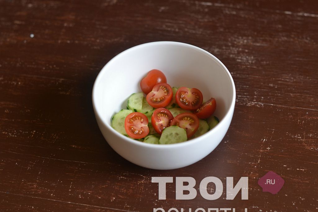 Салат с перепелиными яйцами