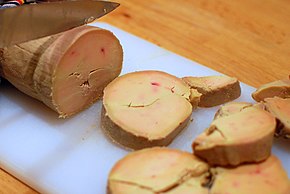 Cutting foie gras-2.jpg