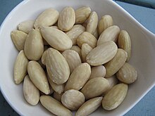 Urueña almendro1 lou.jpg