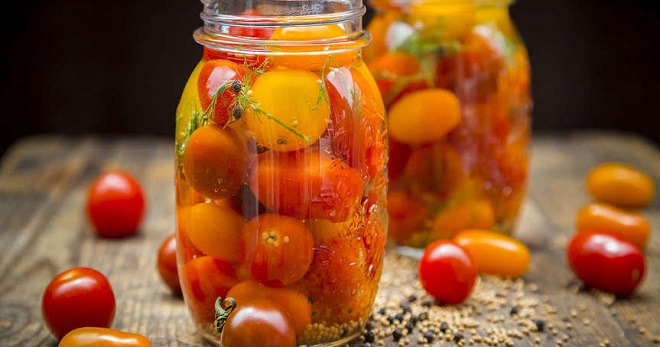 Маринованные помидоры черри - восхитительная заготовка по интересным рецептам