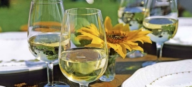 Крепленое вино из белого винограда
