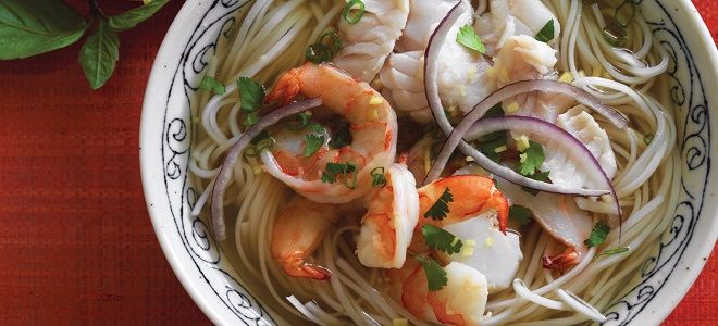 Вьетнамский суп фо с морепродуктами  - рецепт