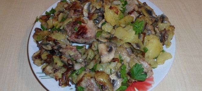 свиные ребра с картошкой и грибами в духовке