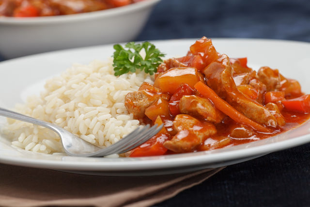 Свинина в кисло-сладком соусе — оригинальный рецепт для ужина