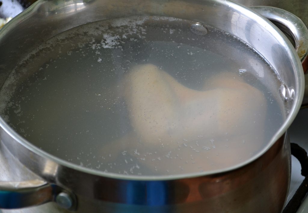 Фото рецепта - Сливочно-сырный суп с вермишелью - шаг 1