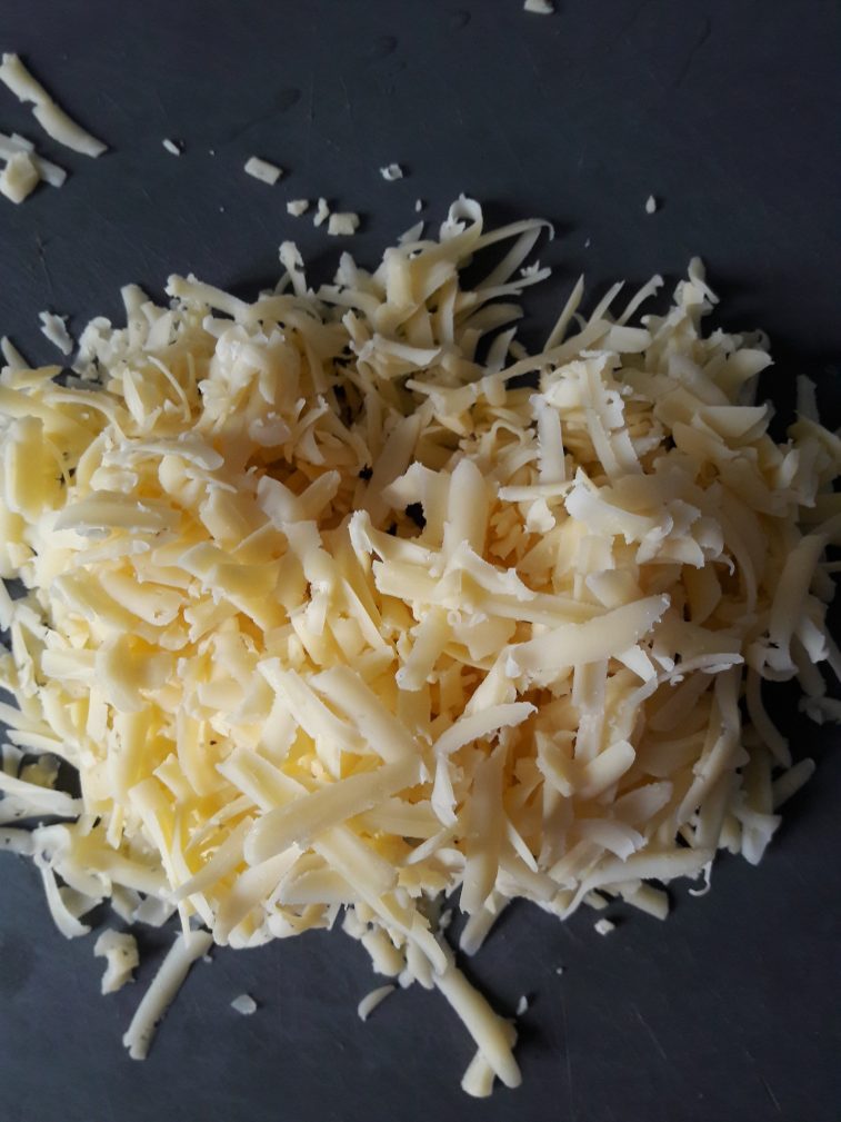 Фото рецепта - Свинина, запеченная с грибами и сыром - шаг 10