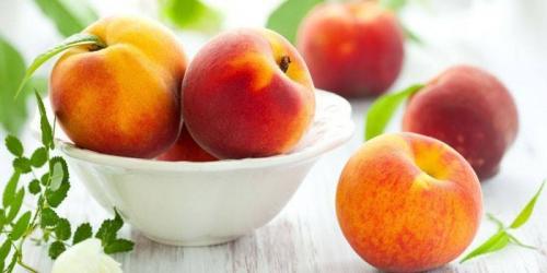 Персики на ночь. Какие фрукты можно есть при похудении